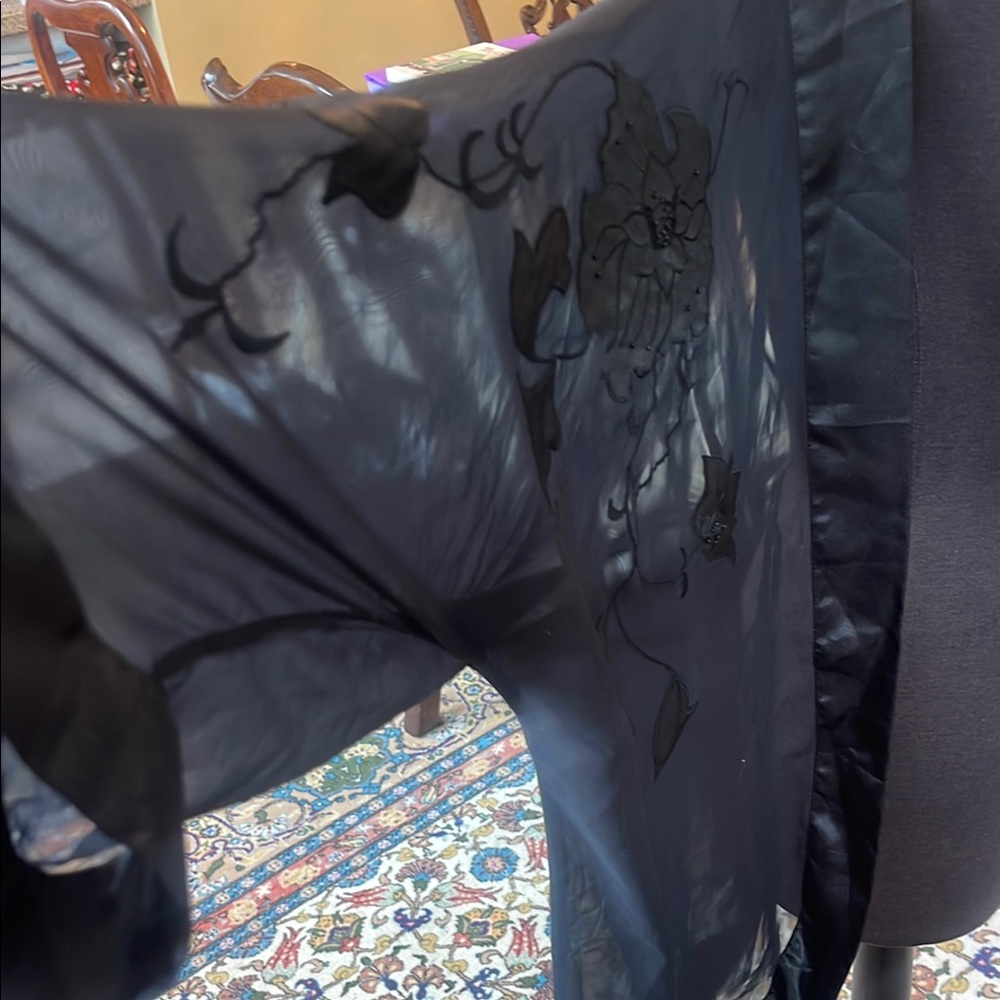 Sheer Kimono Style Top Elegant Black Floral - Picture 5 of 5